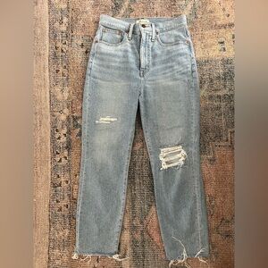 Madewell Distressed “Mom Jean”, size 27